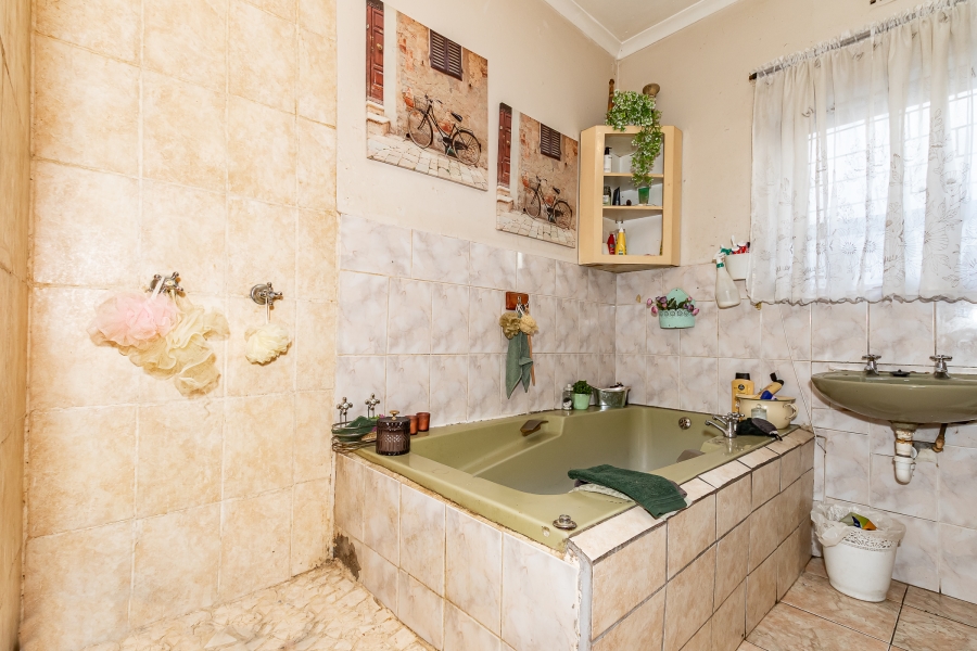 2 Bedroom Property for Sale in Ottery Western Cape